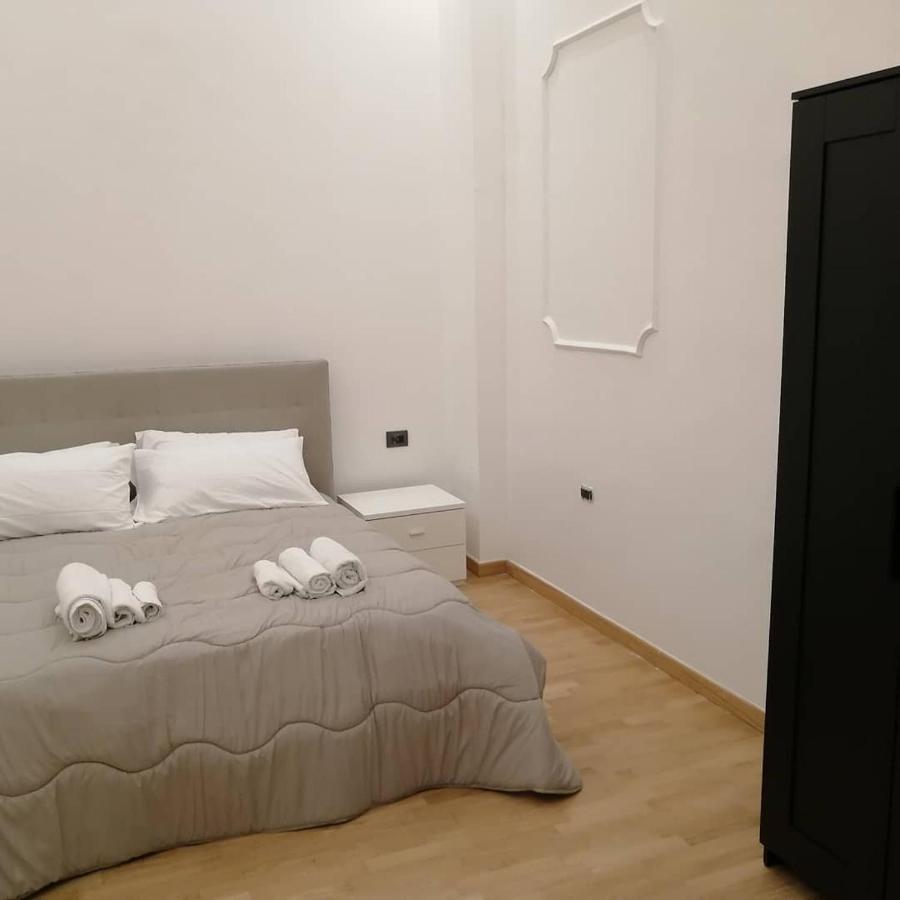 La Dimora Dei Borbone Apartment Napoli Exterior foto