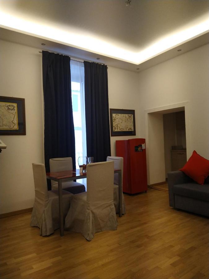 La Dimora Dei Borbone Apartment Napoli Exterior foto