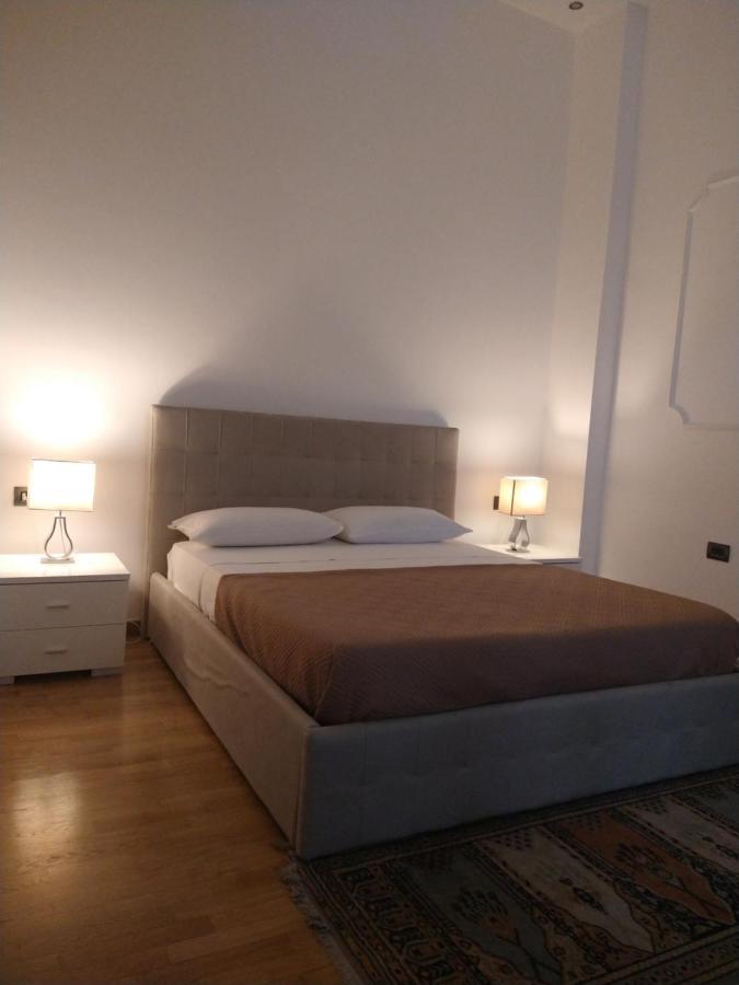 La Dimora Dei Borbone Apartment Napoli Exterior foto