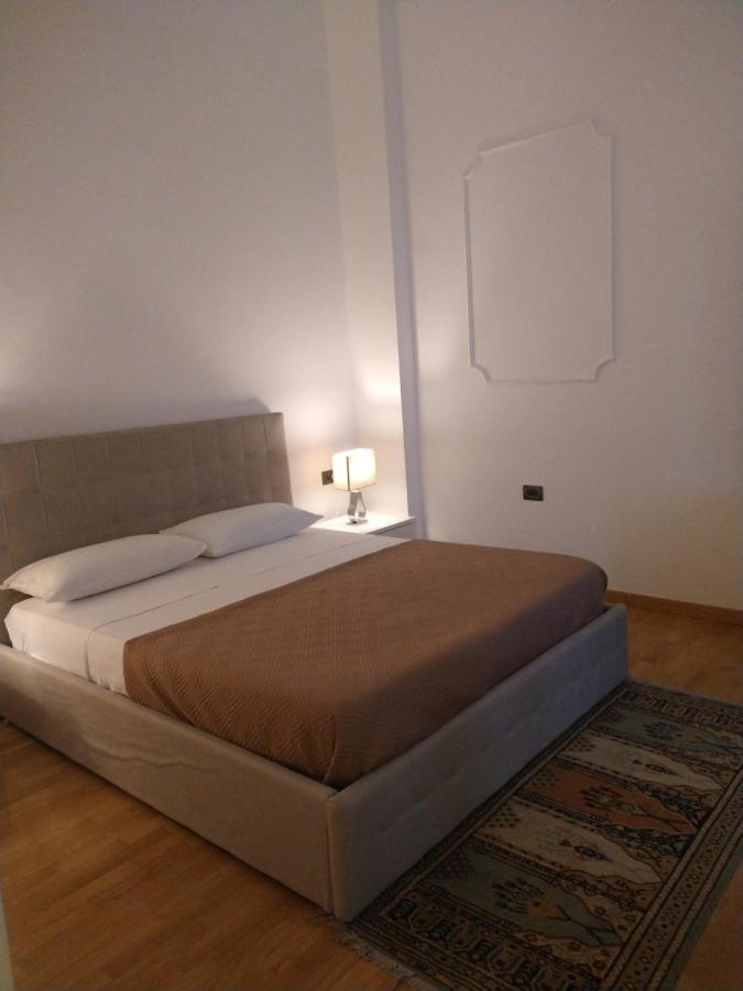 La Dimora Dei Borbone Apartment Napoli Exterior foto